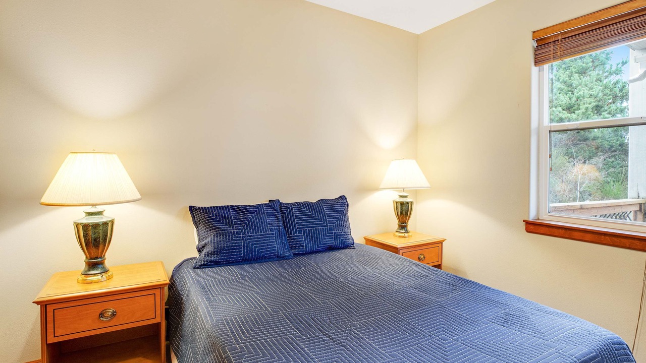 Photo of Bedroom in Oceanside