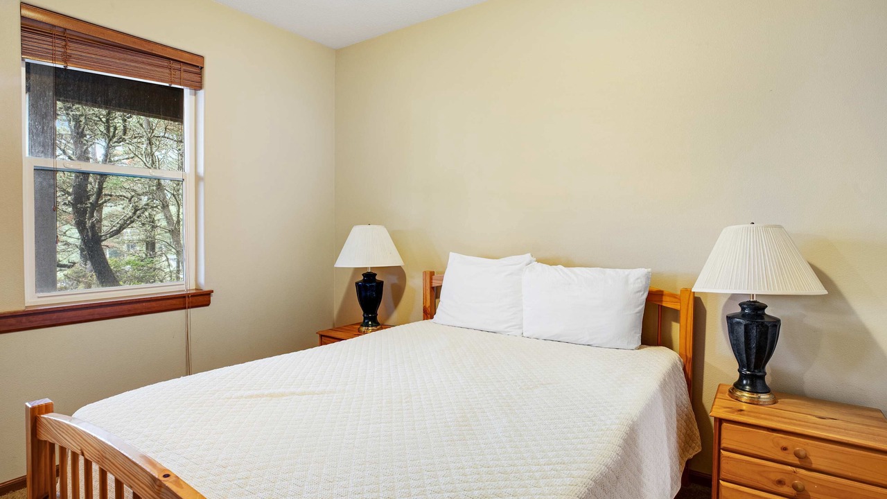 Photo of Bedroom in Oceanside