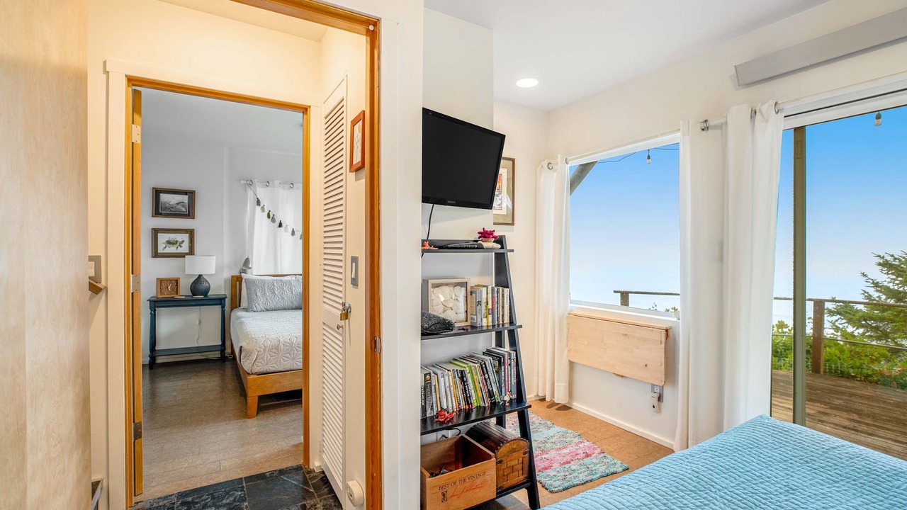 Photo of Bedroom in Oceanside
