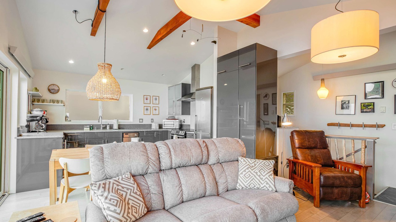 Photo of Livingroom in Oceanside