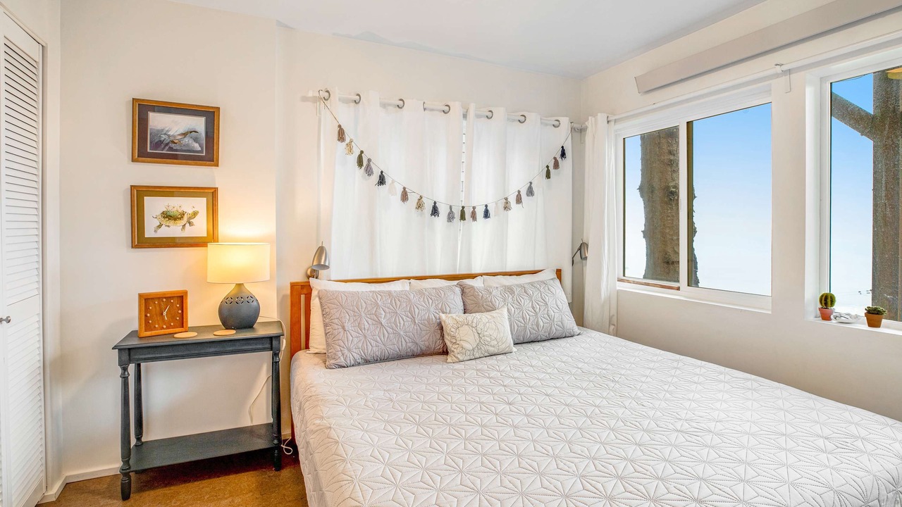 Photo of Bedroom in Oceanside