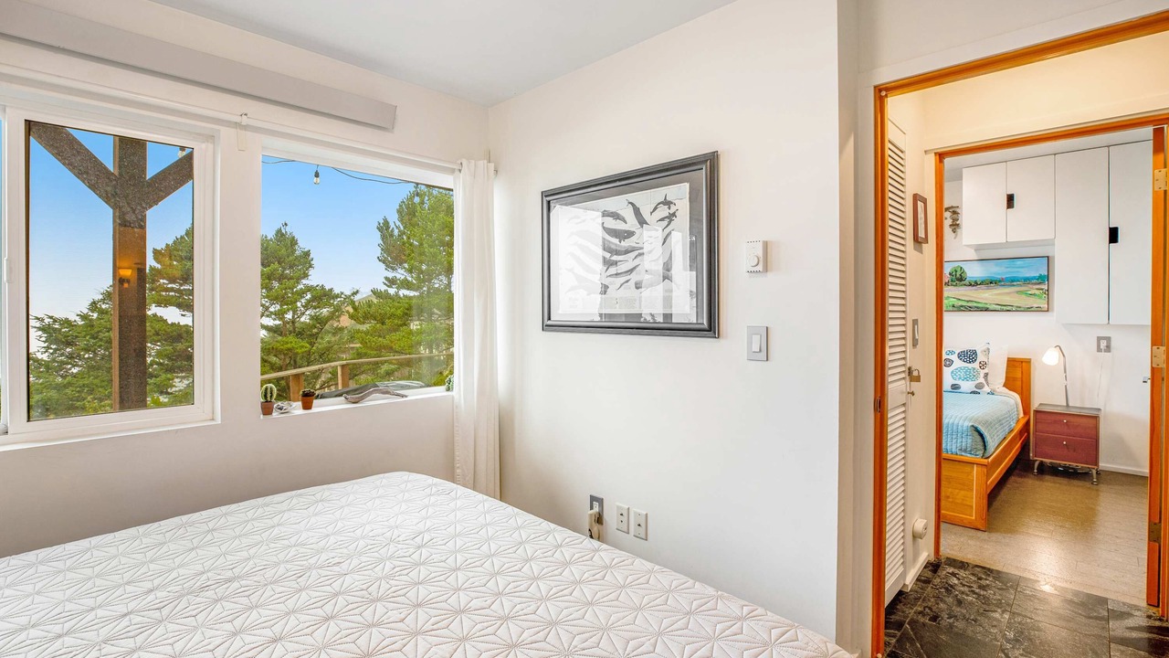 Photo of Bedroom in Oceanside