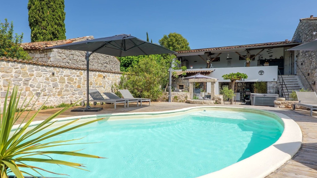 Photo of Outdoor in Saint Alban Auriolles