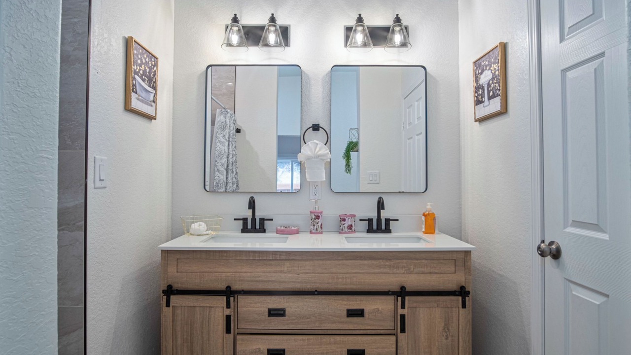 Photo of Bathroom in Near East Side