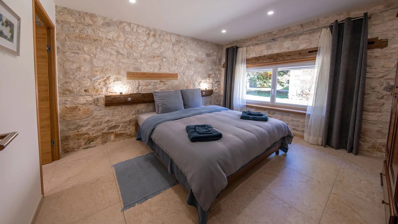 Photo of Bedroom in Saint-Georges