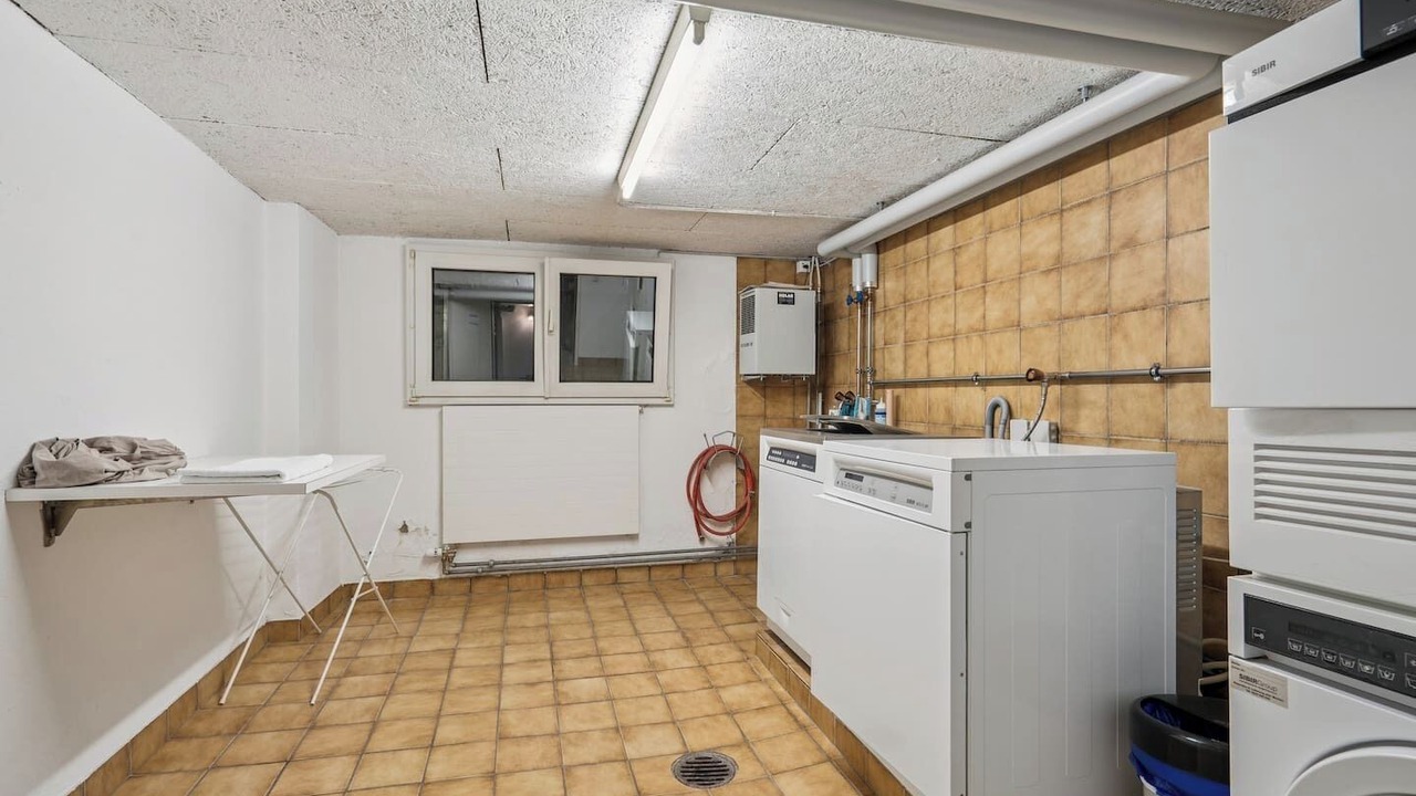 Photo of Kitchen in Center