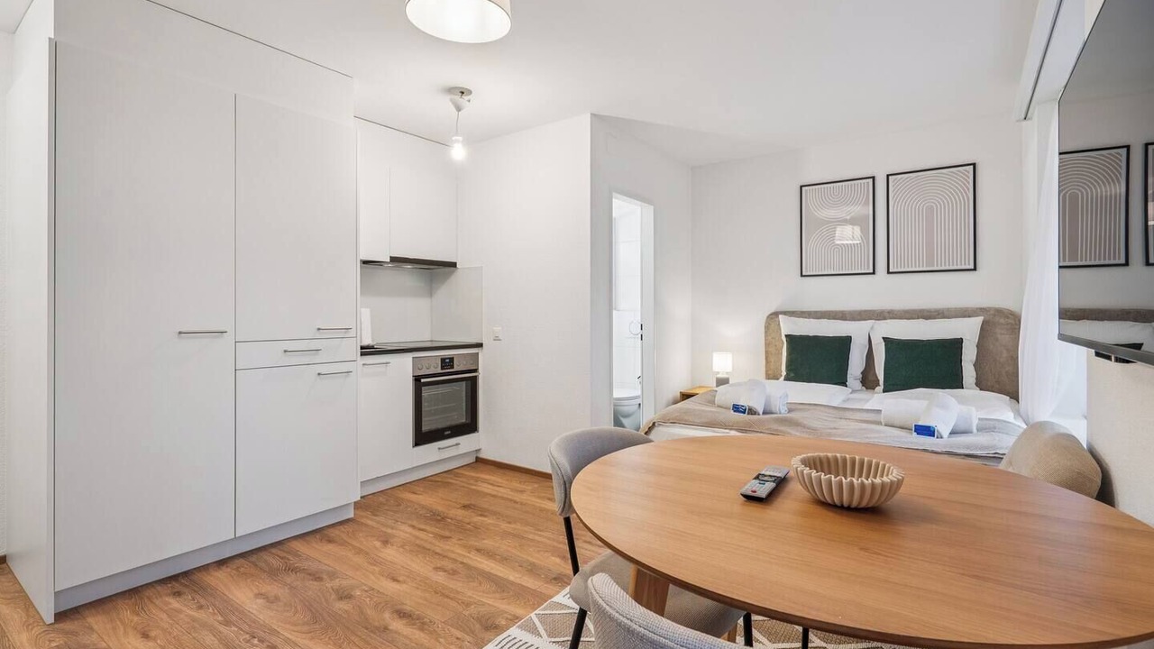 Photo of Bedroom in Center
