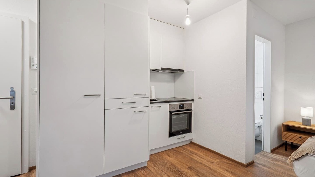 Photo of Bedroom in Center
