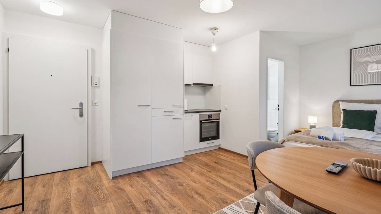 Photo of Bedroom in Center