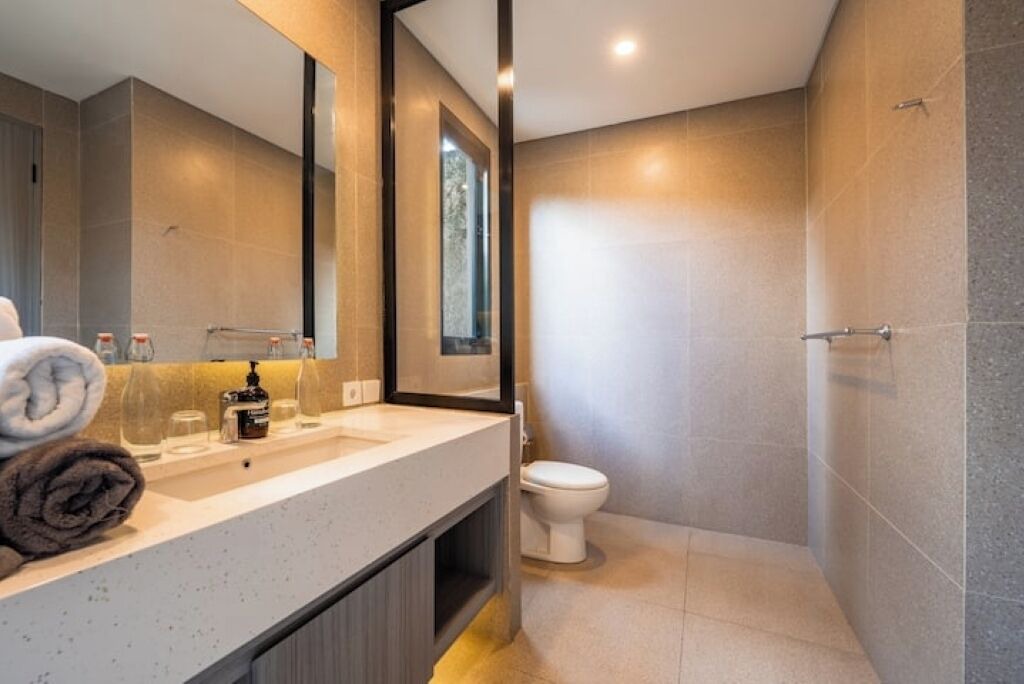 Photo of Bathroom in Petulu