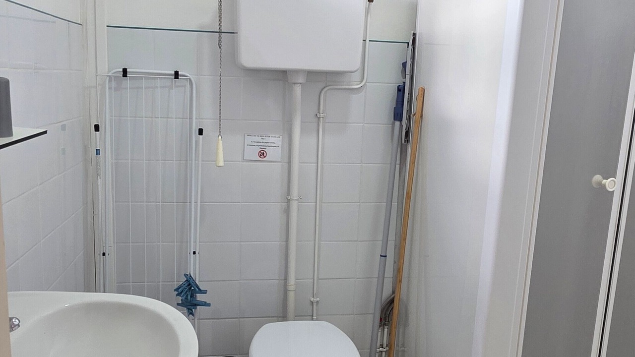 Photo of Bathroom in La Roche-Posay