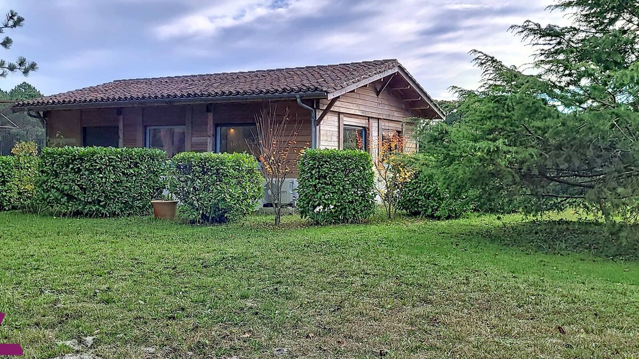 Photo of Outdoor in Messanges