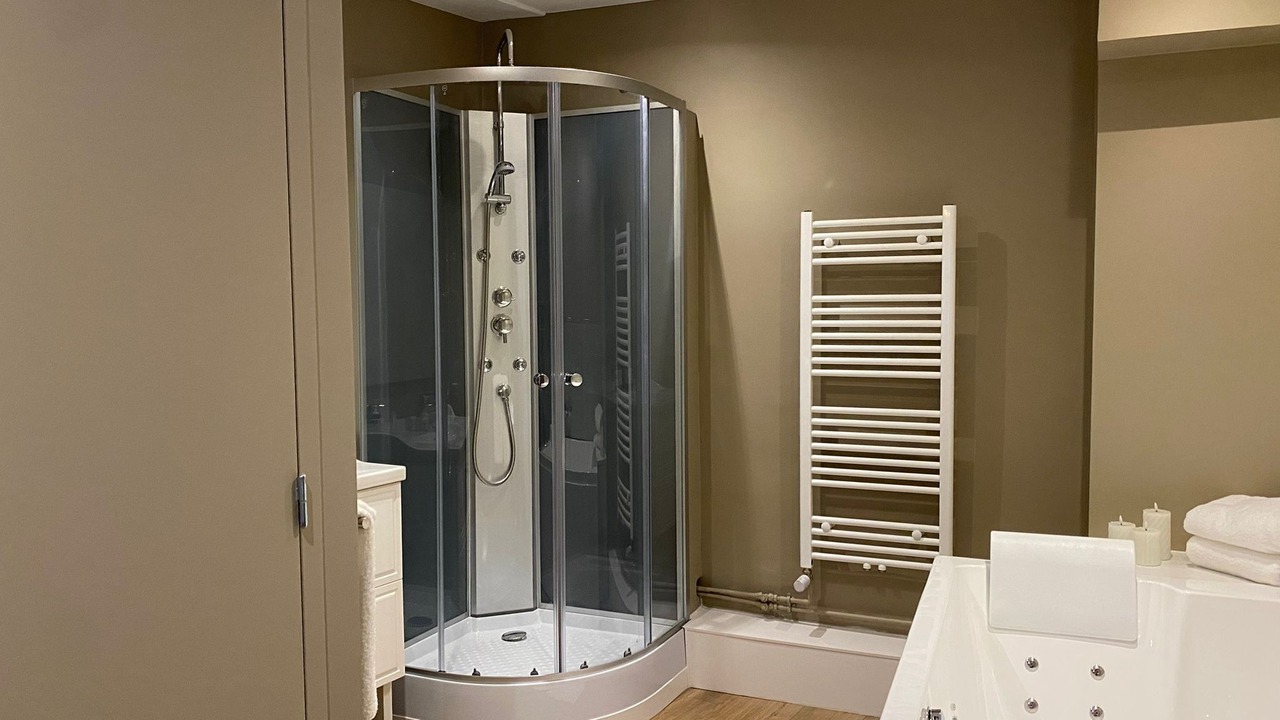 Photo of Bathroom in Saint-Aquilin-de-Pacy