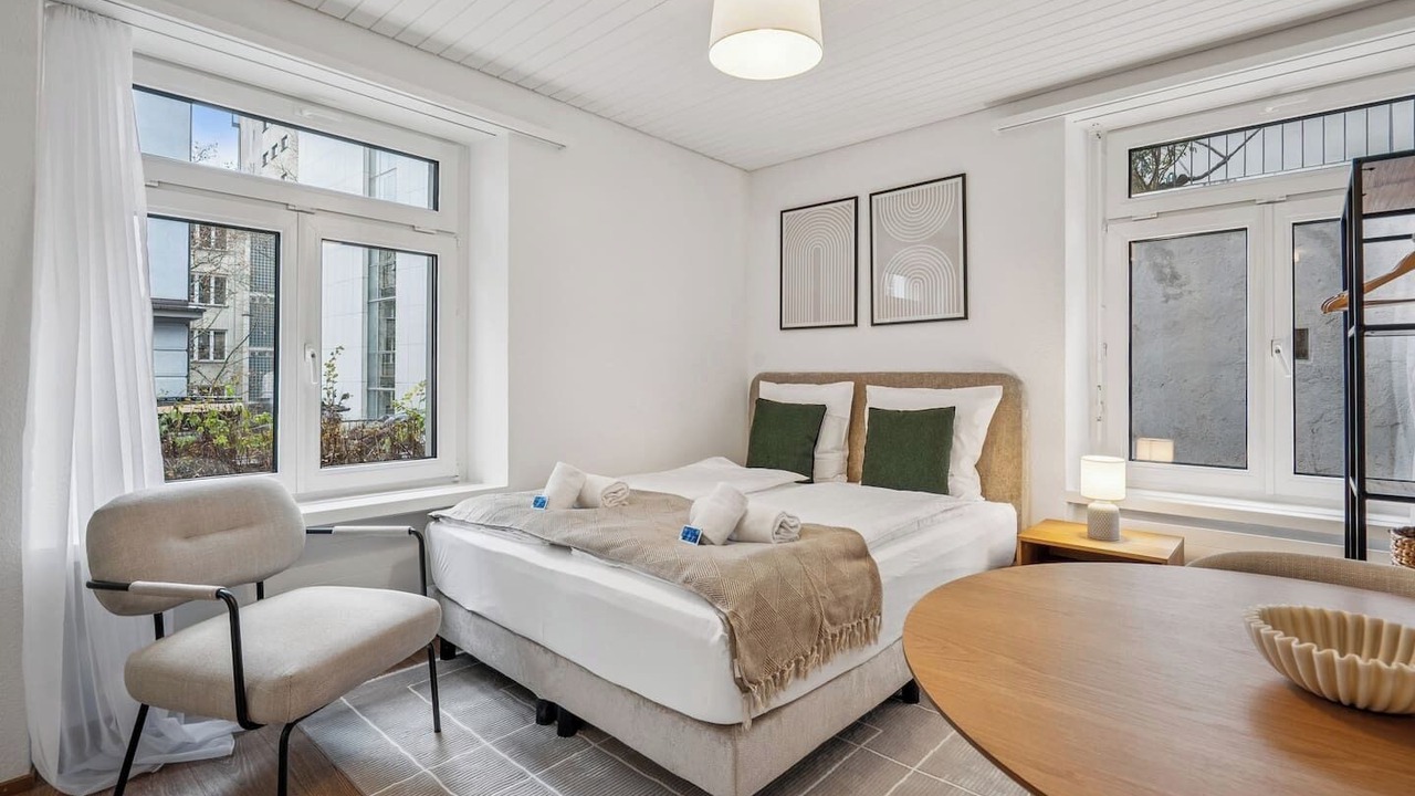 Photo of Bedroom in Center