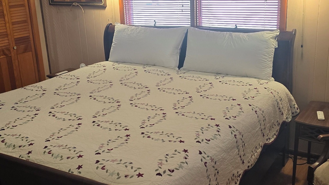 Photo of Bedroom in Shirley