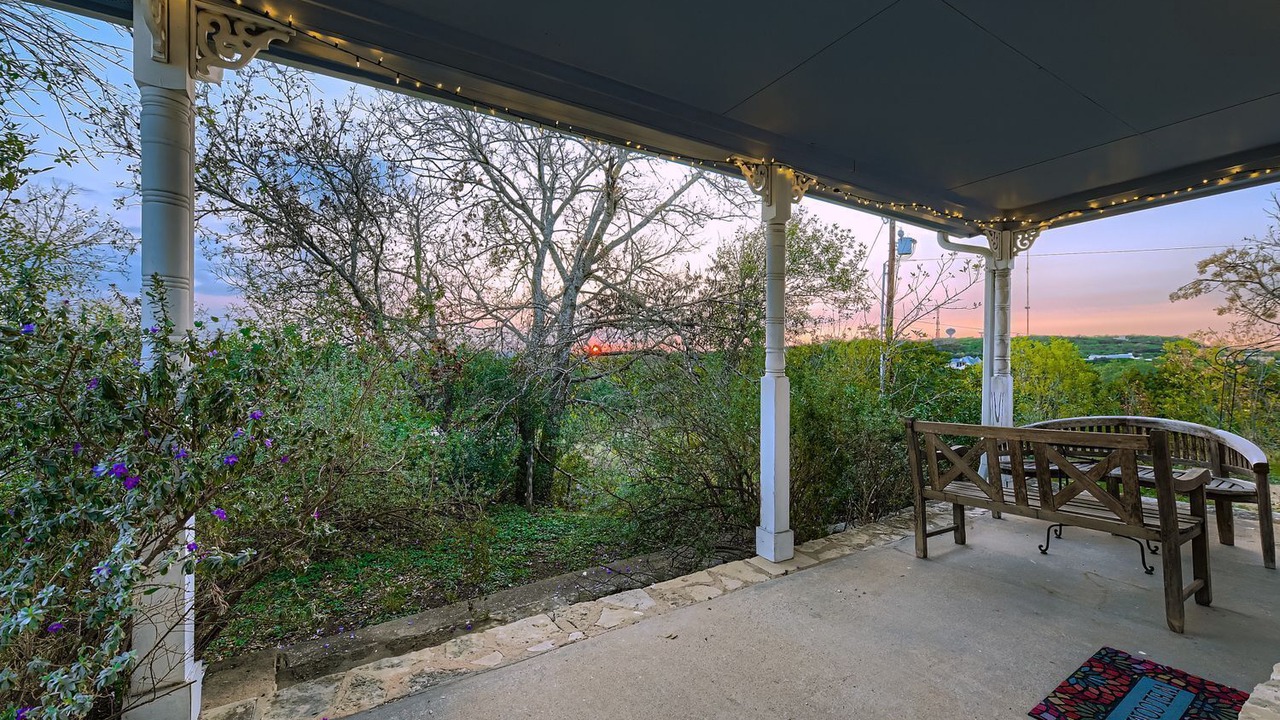 Photo of Patio Balcony in Peyton Brook At Rob Roy