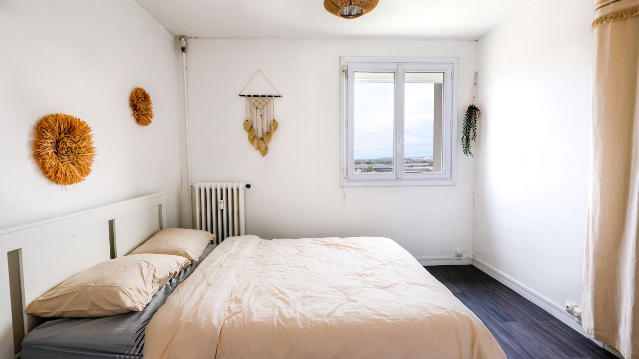 Photo of Bedroom in Alfortville