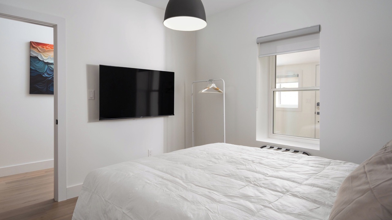 Photo of Bedroom in Beamsville