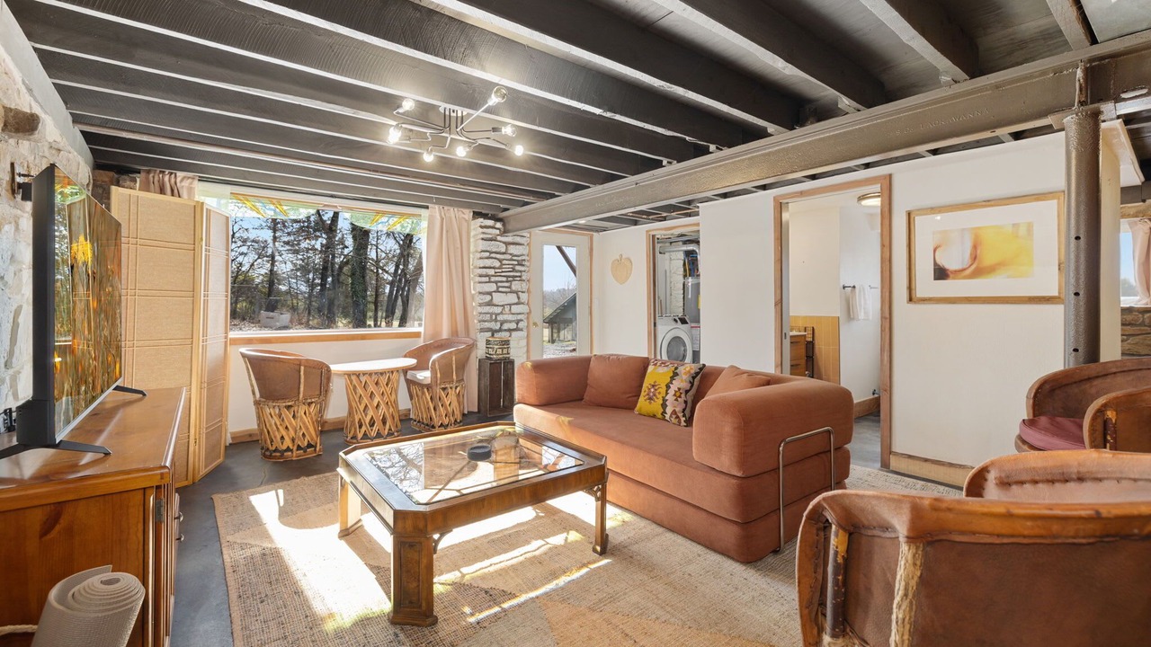Photo of Livingroom in Fayetteville