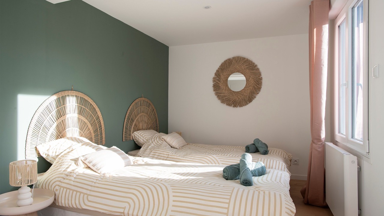Photo of Bedroom in Poix-de-Picardie
