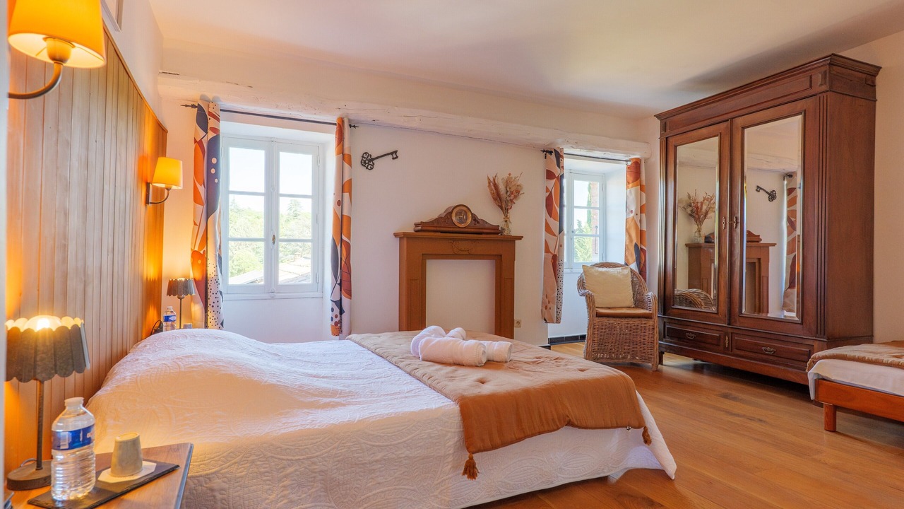 Photo of Bedroom in Saint Alban Auriolles