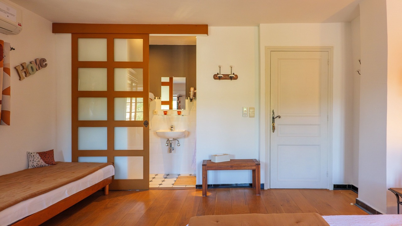 Photo of Bedroom in Saint Alban Auriolles