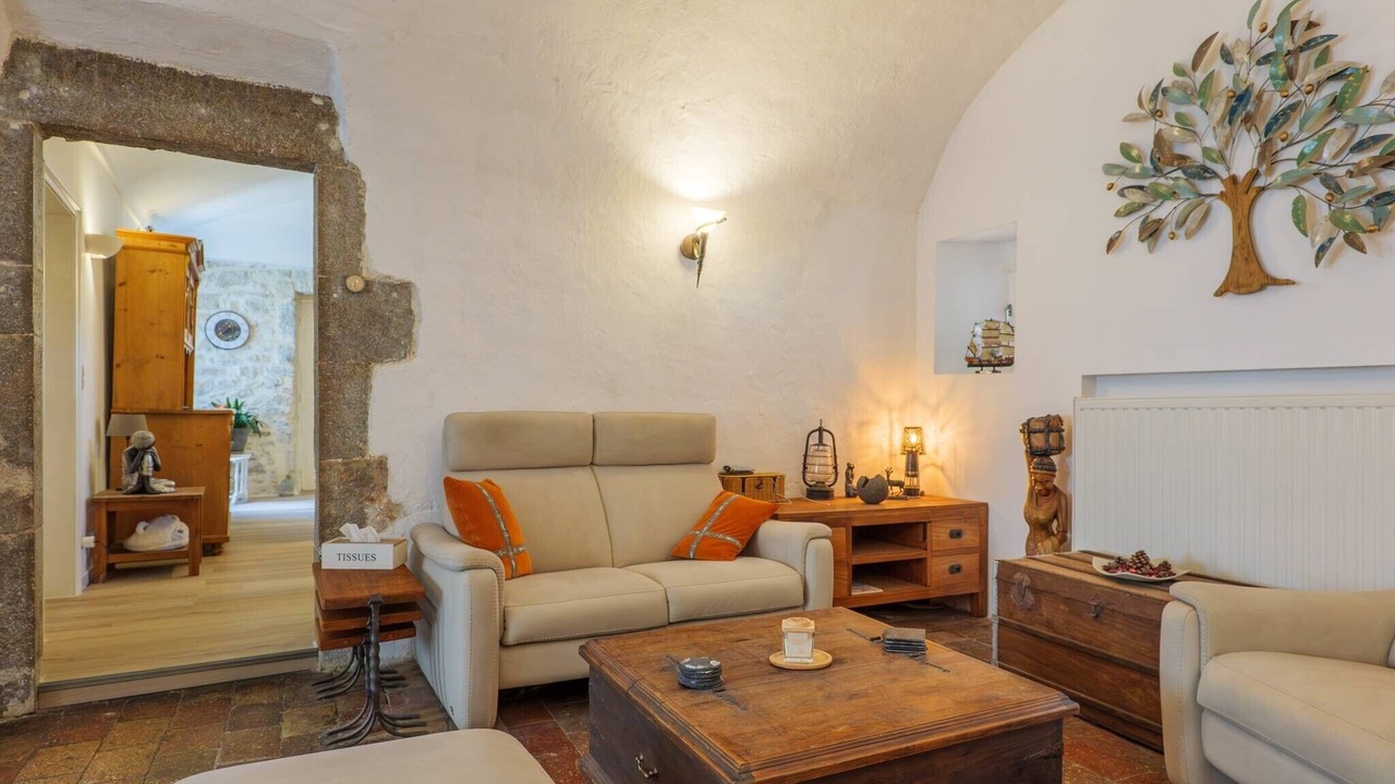 Photo of Livingroom in Saint-Alban-sous-Sampzon