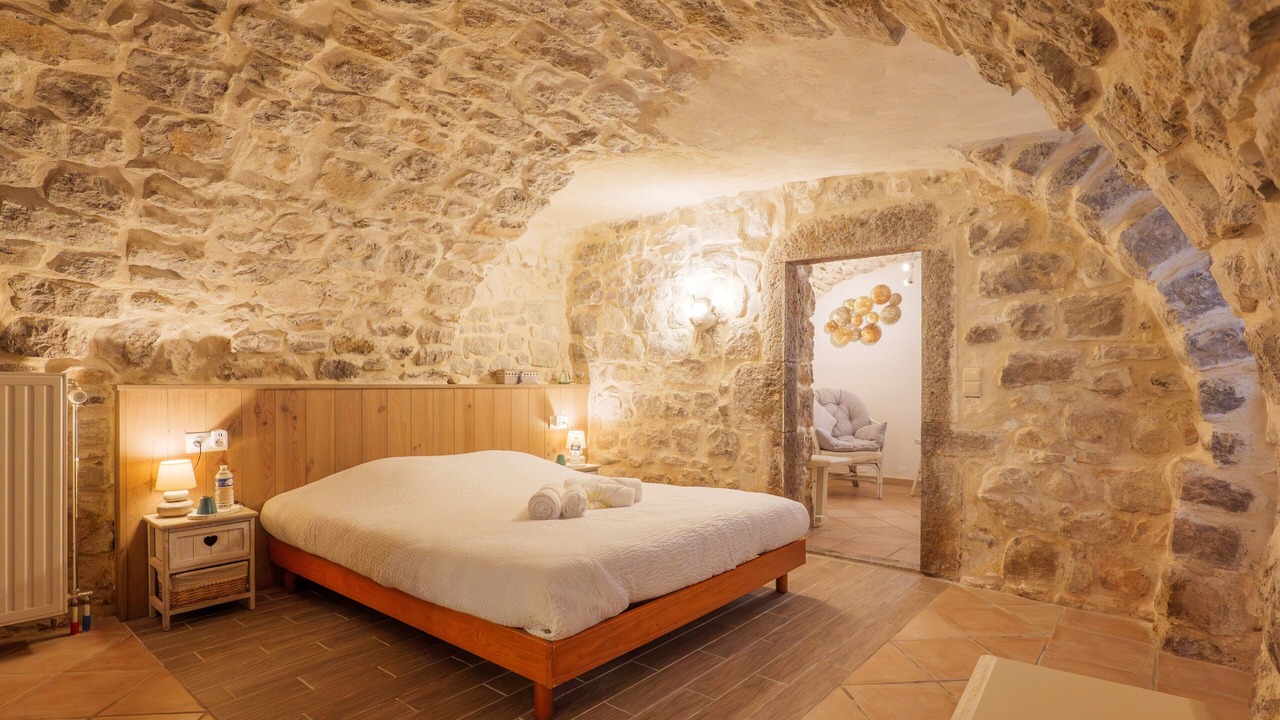 Photo of Bedroom in Saint-Alban-sous-Sampzon