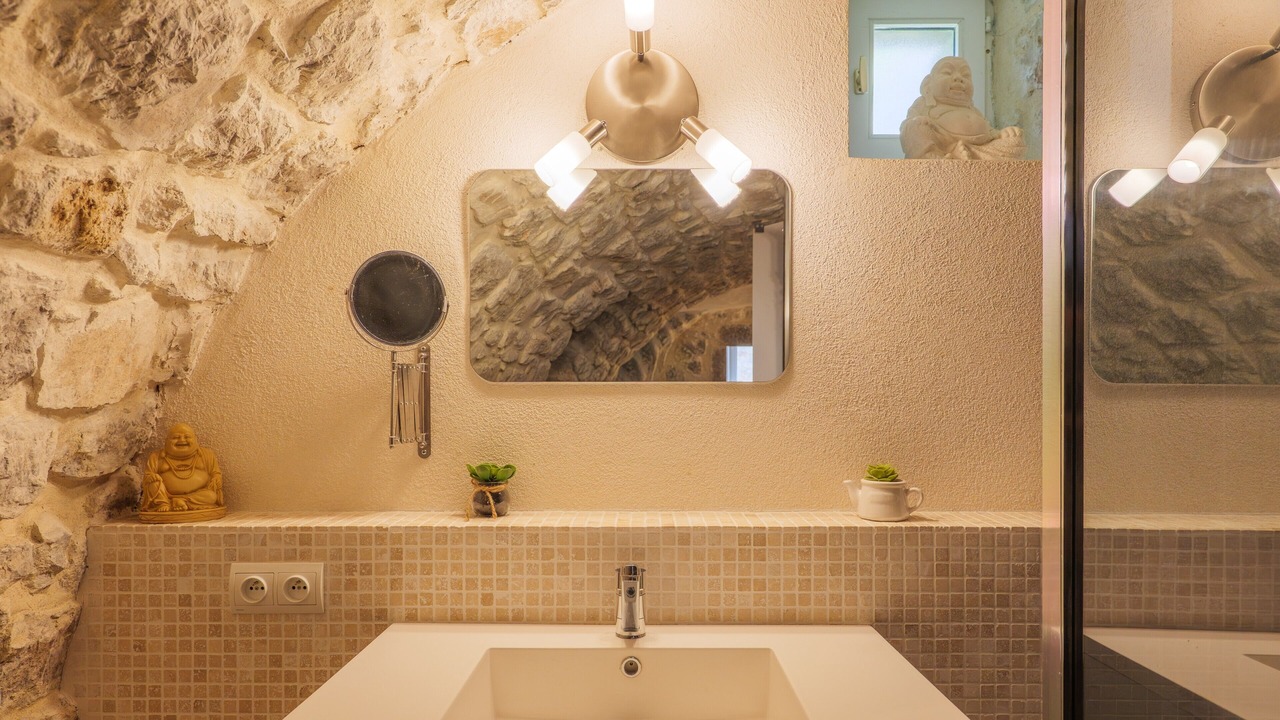 Photo of Bathroom in Saint-Alban-sous-Sampzon