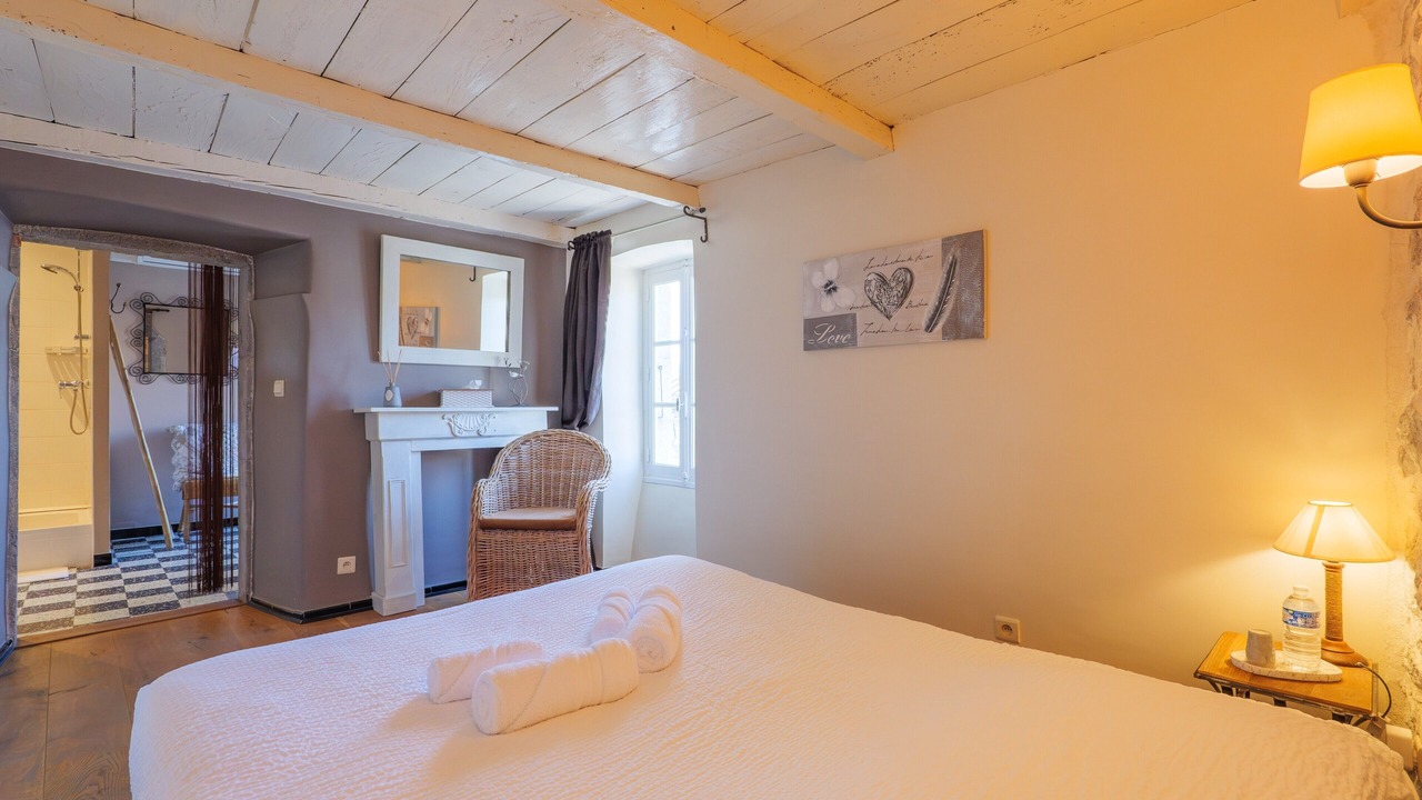 Photo of Bedroom in Saint-Alban-sous-Sampzon