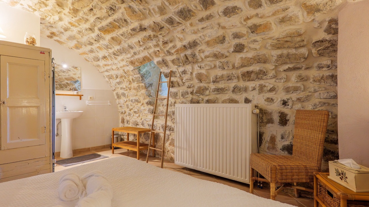 Photo of Bedroom in Saint Alban Auriolles