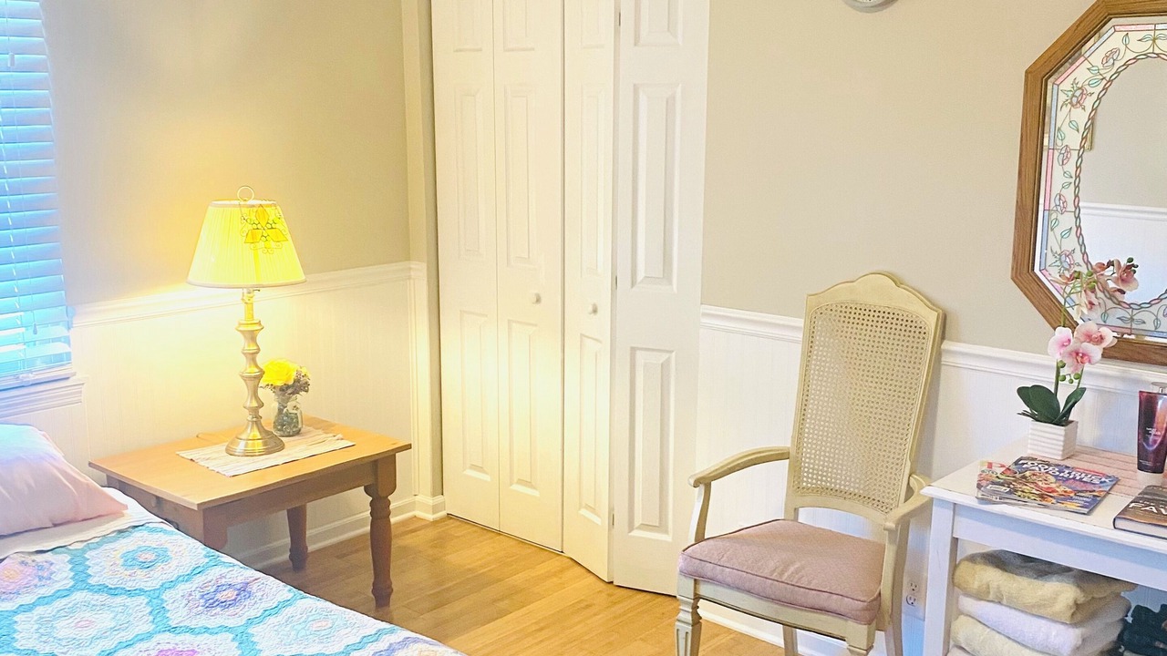 Photo of Bedroom in Middle Valley