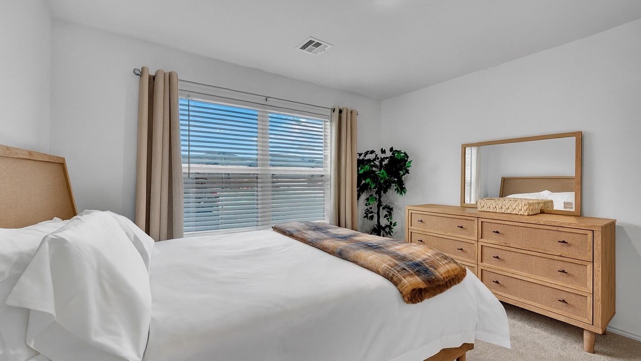Photo of Bedroom in Edmond