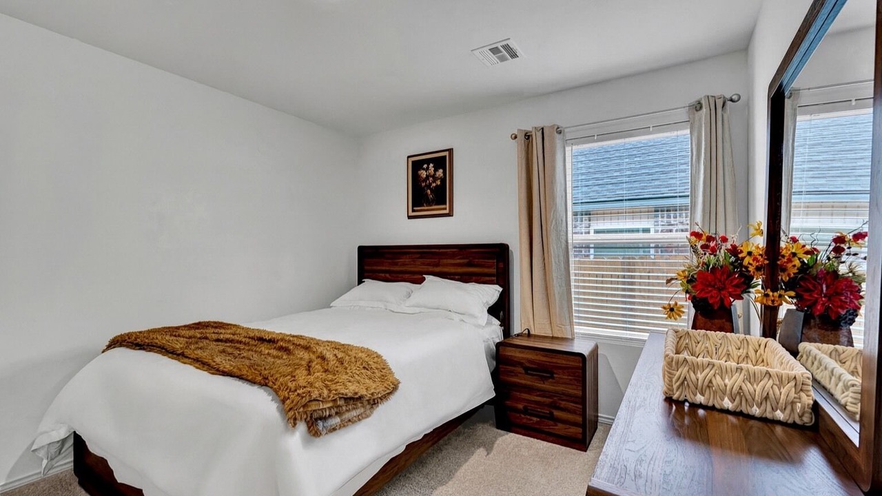 Photo of Bedroom in Edmond