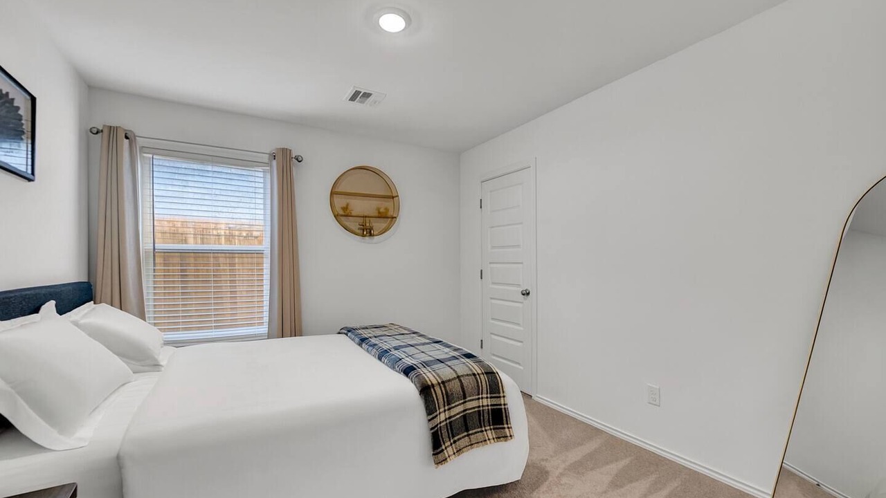 Photo of Bedroom in Edmond