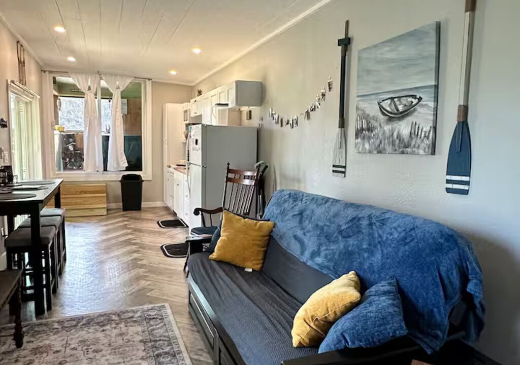 Photo of Livingroom in Smithville