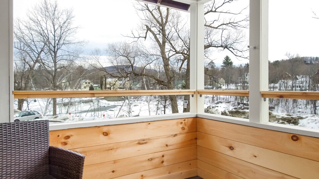 Photo of Outdoor in Kingfield