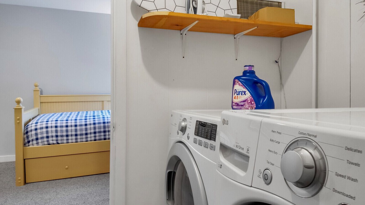 Photo of Others in Kingfield