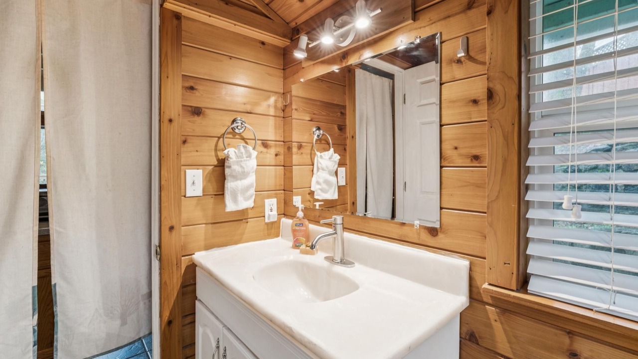 Photo of Bathroom in Glen Ellen