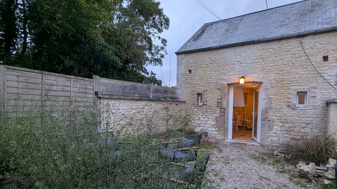 Photo of Patio Balcony in Falaise