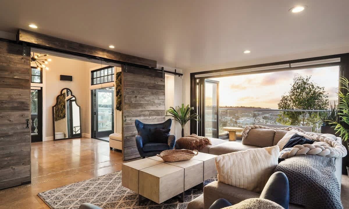 Photo of Livingroom in University Heights