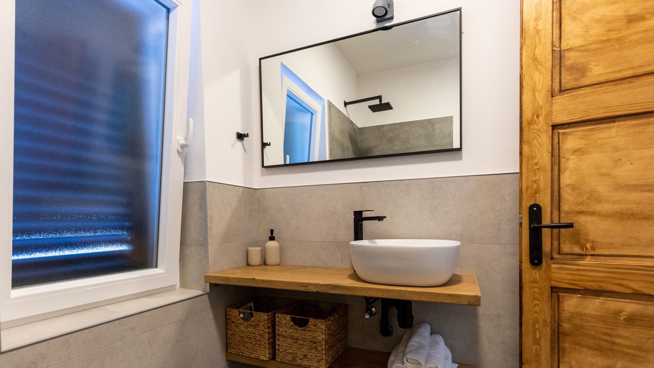 Photo of Bathroom in Opuzen