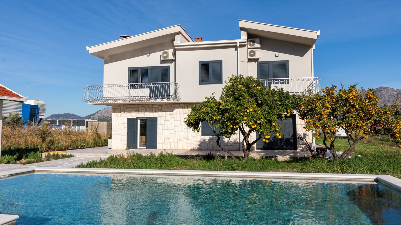 Photo of Outdoor in Opuzen