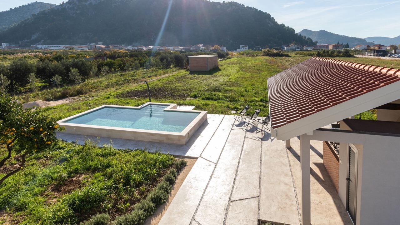 Photo of Outdoor in Opuzen