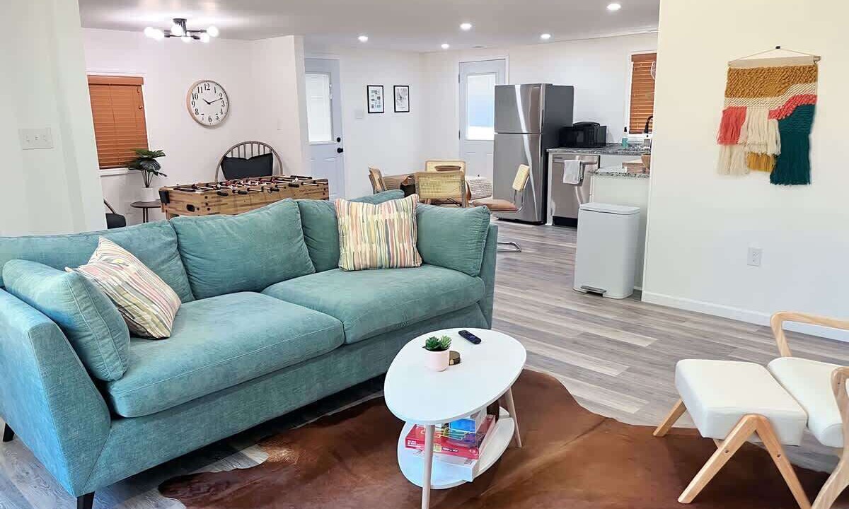 Photo of Livingroom in Thunderbolt