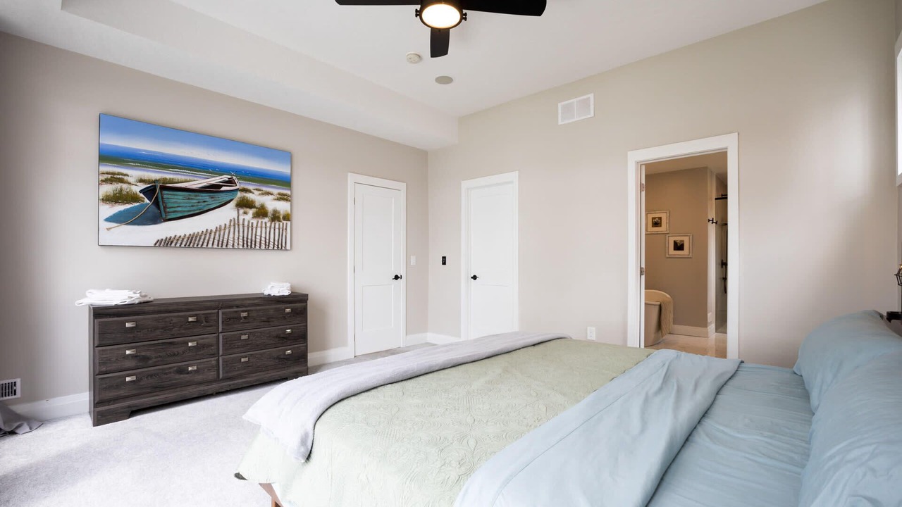 Photo of Bedroom in Coe Hill