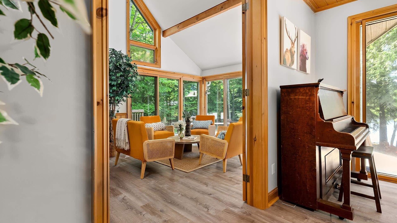 Photo of Livingroom in Novar