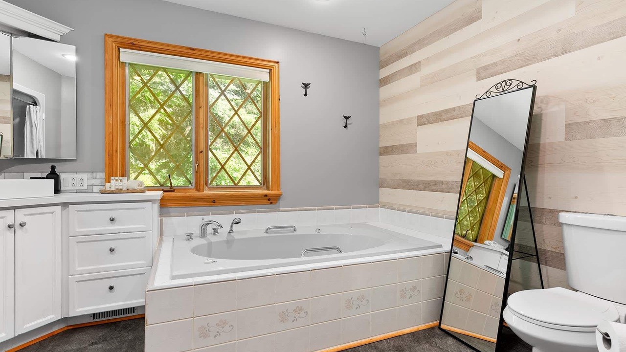 Photo of Bathroom in Novar