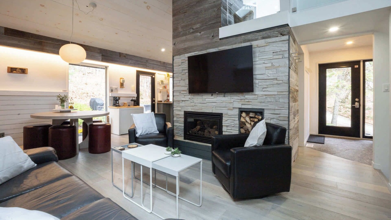 Photo of Livingroom in Huntsville