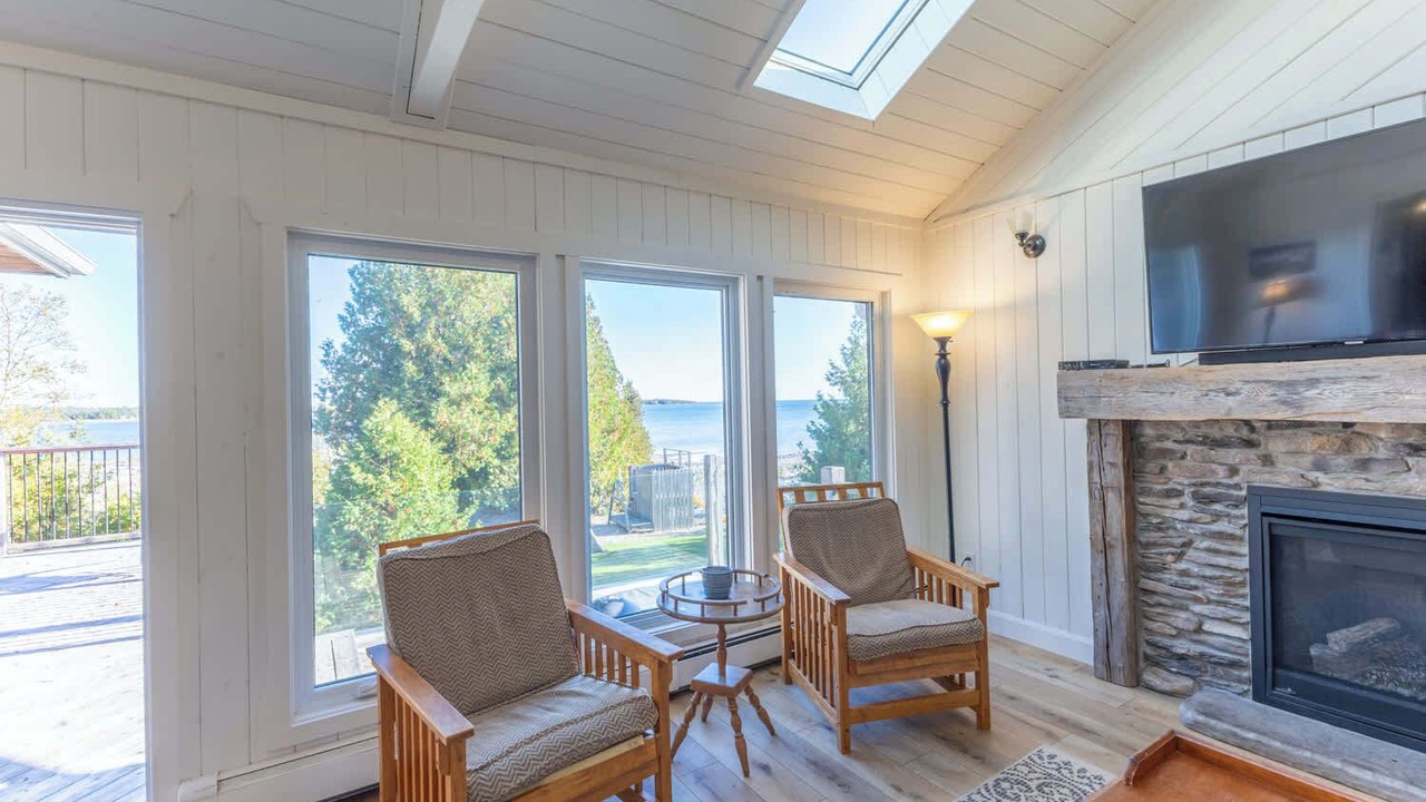 Photo of Livingroom in Tobermory